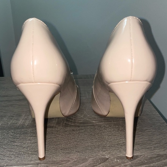 Steve Madden Point Toe Stiletto Pump - Picture 3 of 5